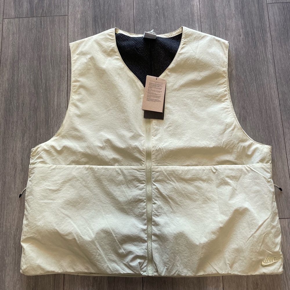 170$ Nike Sportswear Tech Pack Therma-FIT ADV Vest Men FQ3863-371